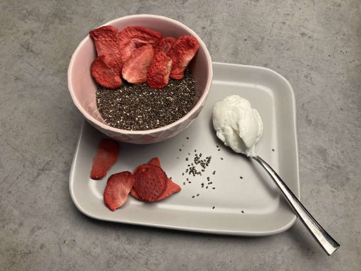 Jahodovy chia desert